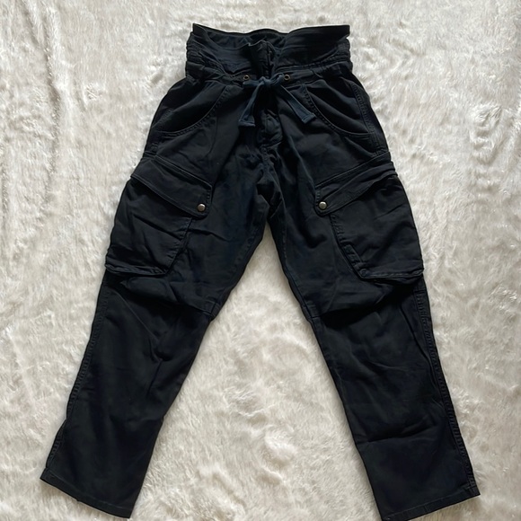 Zara Pants & Jumpsuits Zara Cargo Like Pant With Drawstring And Zippers Poshmark